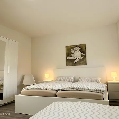 Gemuetliches Gruppenhaus Naehe Krefeld & Messe 別荘 グレーフラート